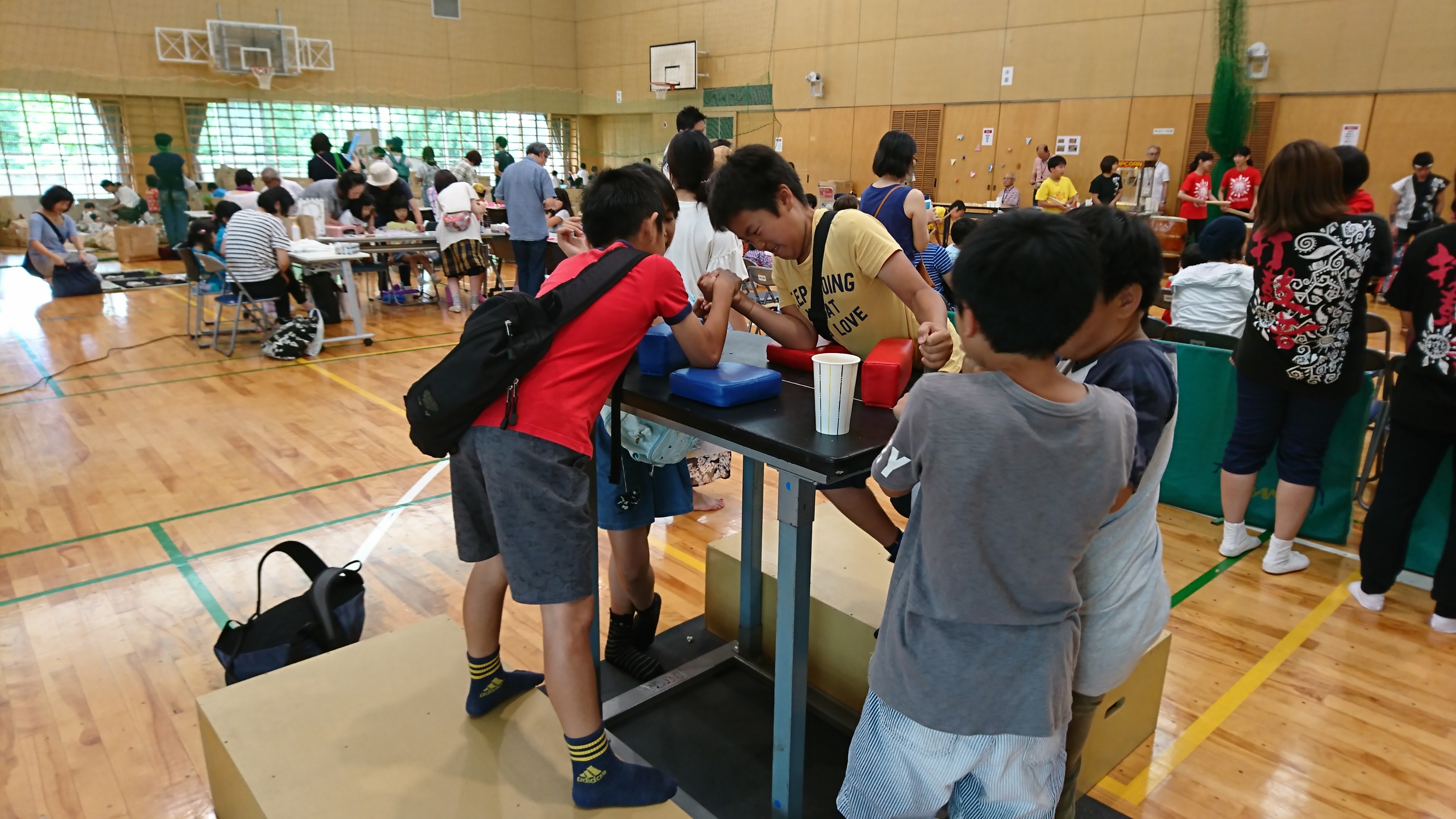 横浜子供腕相撲大会